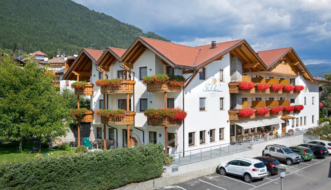 Hotel Falken Falzes Exterior foto